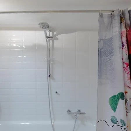 My In The Center Daire Roma