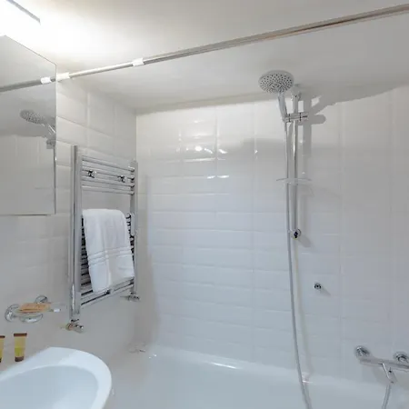 Daire My In The Center